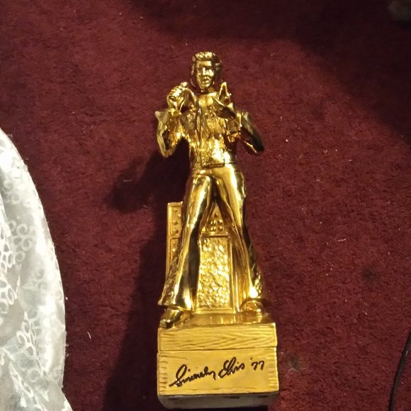 Elvis 1977 Whiskey Decanter music box by  McCormick - Picture 2 of 7